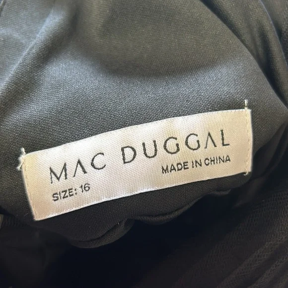 Mac Duggal 68204 Embroidered Ruched Flutter Sleeve A-Line Dress - Picture 6 of 6